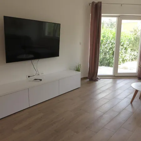 M&l Holliday Nyaraló Biograd na Moru