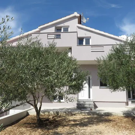 Holiday home M&l Holliday Biograd Na Moru