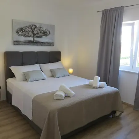 Holiday home M&l Holliday *