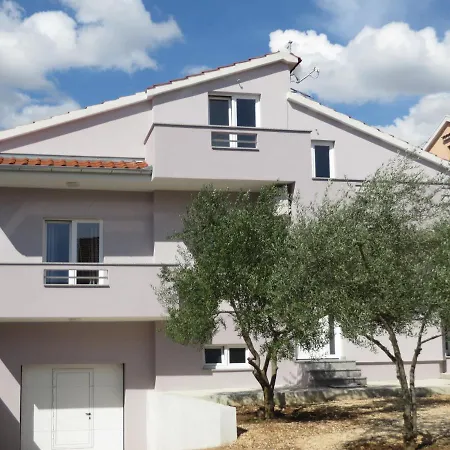 M&l Holliday Holiday home Biograd Na Moru