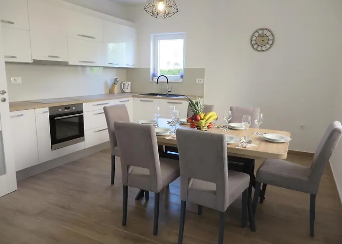 M&l Holliday * Biograd Na Moru